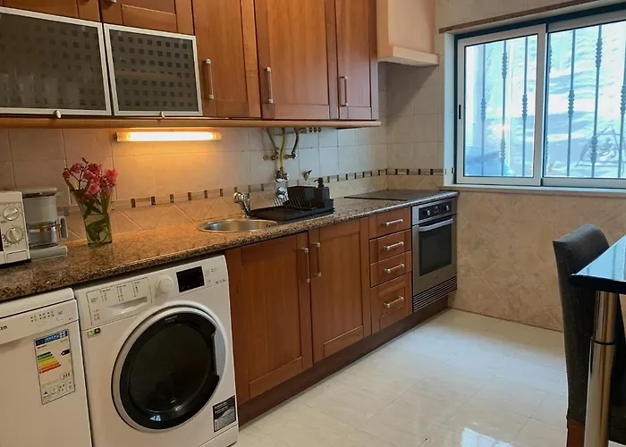 House With A Bbq Terrace In The Centre Of Lagos